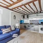 1Br Steps From The Louvre & Palais Royal & Opera Flat