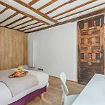 1Br Steps From The Louvre & Palais Royal & Opera Flat